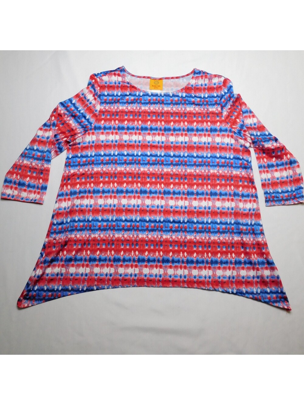 Ruby Rd Petite PL Top Red White Blue Geometric Tie Dye 3/4 Sleeve Sharkbite Hem